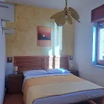 Tithouse Tropea